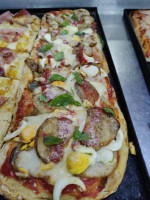 Un Mondo Di Pizza By Minniti food