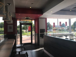 Kfc Meteor Centre outside