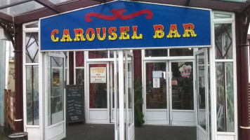 Carousel Family food