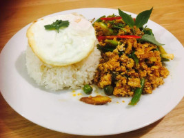 Tana Thai Bedford food