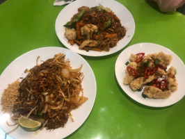 Bua Thai food