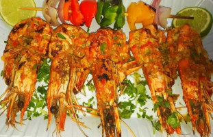 مطعم سمكة سندوتش food