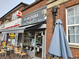 Flavours Coffee outside