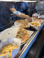 Peppes Pizza Oslo Lufthavn food