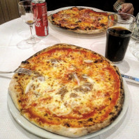 Pizzeria Il Grillo Di Ferrara Sara E C food