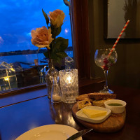 Wineport Lodge food