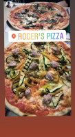 Roger's Pizza food