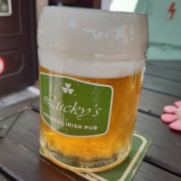 Lucky's Original Irish Pub food