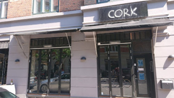 Cork Vinbar outside