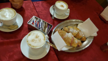 Caffe Rossanigo food