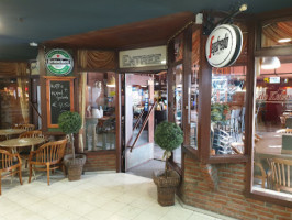 Café De Keizershof inside
