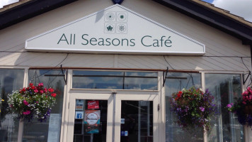All Seasons Cafe outside