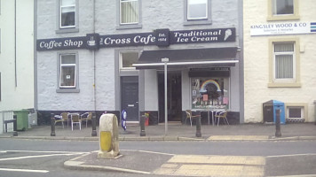 Cross Cafe outside