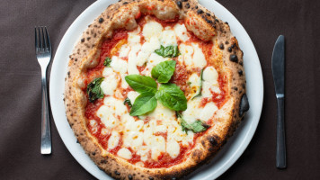 Pizzeria Nascondiglio Dell'amore food
