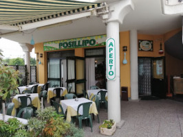 Pizzeria Posillipo inside