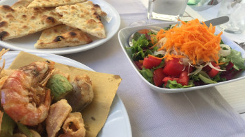 Mediterraneo food
