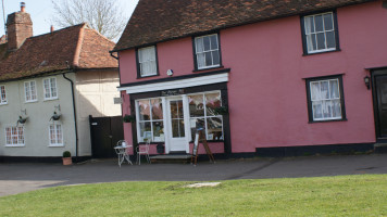 The Picture Pot Tea Shop outside