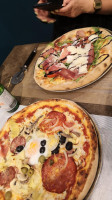 Pizzeria Lélivio food