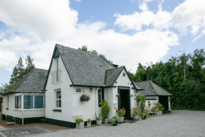 The Inn On Loch Lomond outside