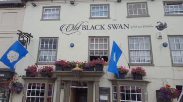 The Old Black Swan food