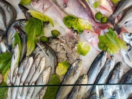Pesce E Servito Mazzilli Niki outside