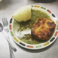 Robins Pie Mash Basildon inside