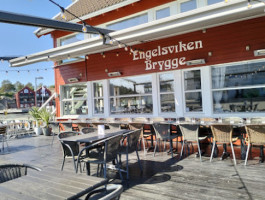 Engelsviken Brygge Fiskerestaurant inside