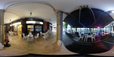 Terzo Tempo Cafe inside