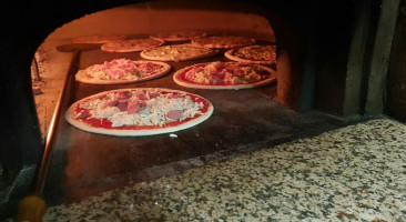 Pizzeria Da Leo food