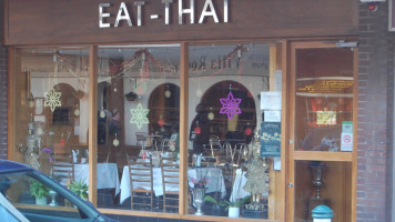 Eat Thai Egham food