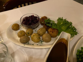 Cafe Petersborg food