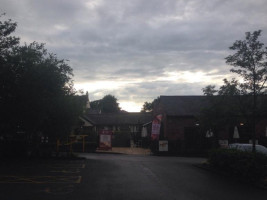 Toby Carvery Macclesfield outside
