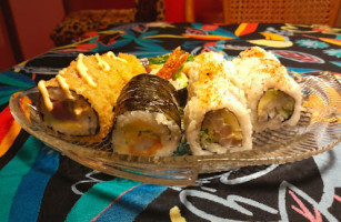 Xing Sushi food