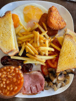 Uk's Cafe food