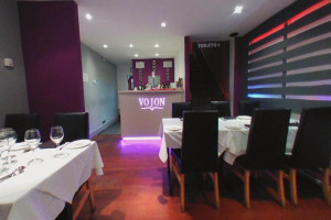 Vojon Leicester food