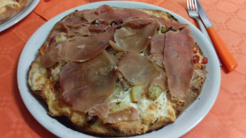 Coco's Pizza Di Maltese Vincenzo food
