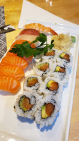 Mymy Sushi food