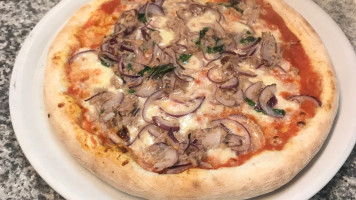 Pizzeria Al-maaida food