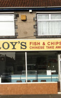 Roy's Fish And Chips food