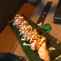 Okinawa-fusion Experience Sushi Bari food