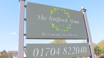 Rufford Arms outside