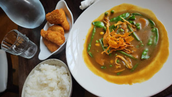Khao Asian Street Food food