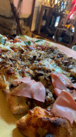Mastro Titta Pizza food