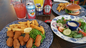 The Paddle Steamer food