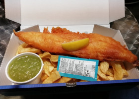 Yanni's Traditional Fish Chips food