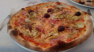La Formica Pizzeria food