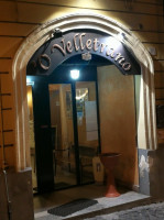 O Velletrano inside