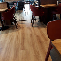 Costa Coffee Albert Dock 2 inside