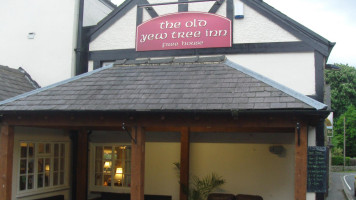 The Old Yew Tree Inn outside