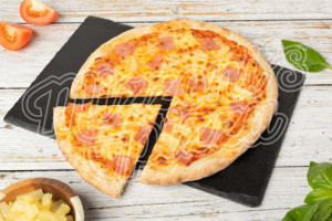 Mizzoni's Pizza food